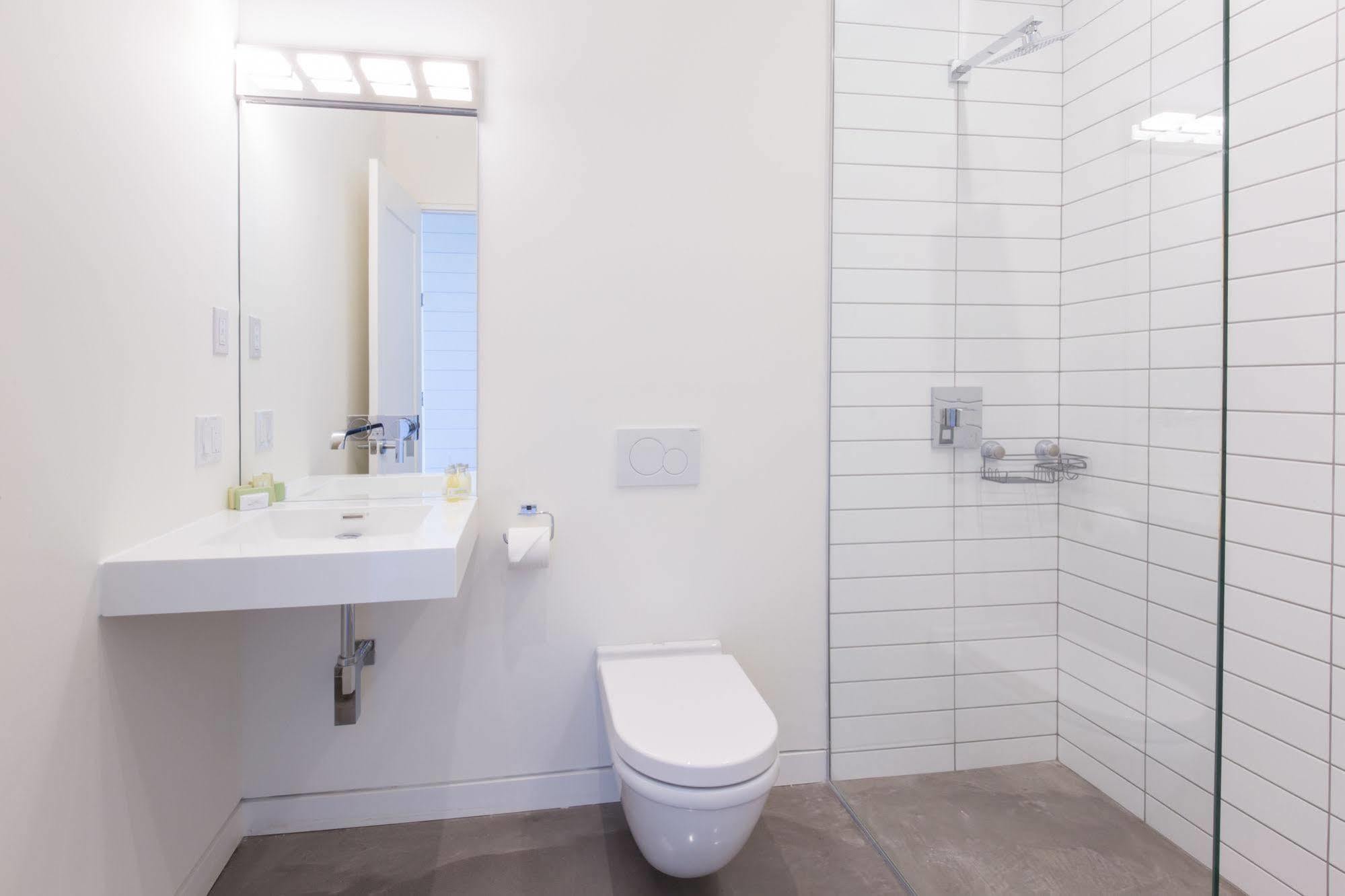 Quarterdeck Beachside Villas & Lofts Summerville Centre المظهر الخارجي الصورة